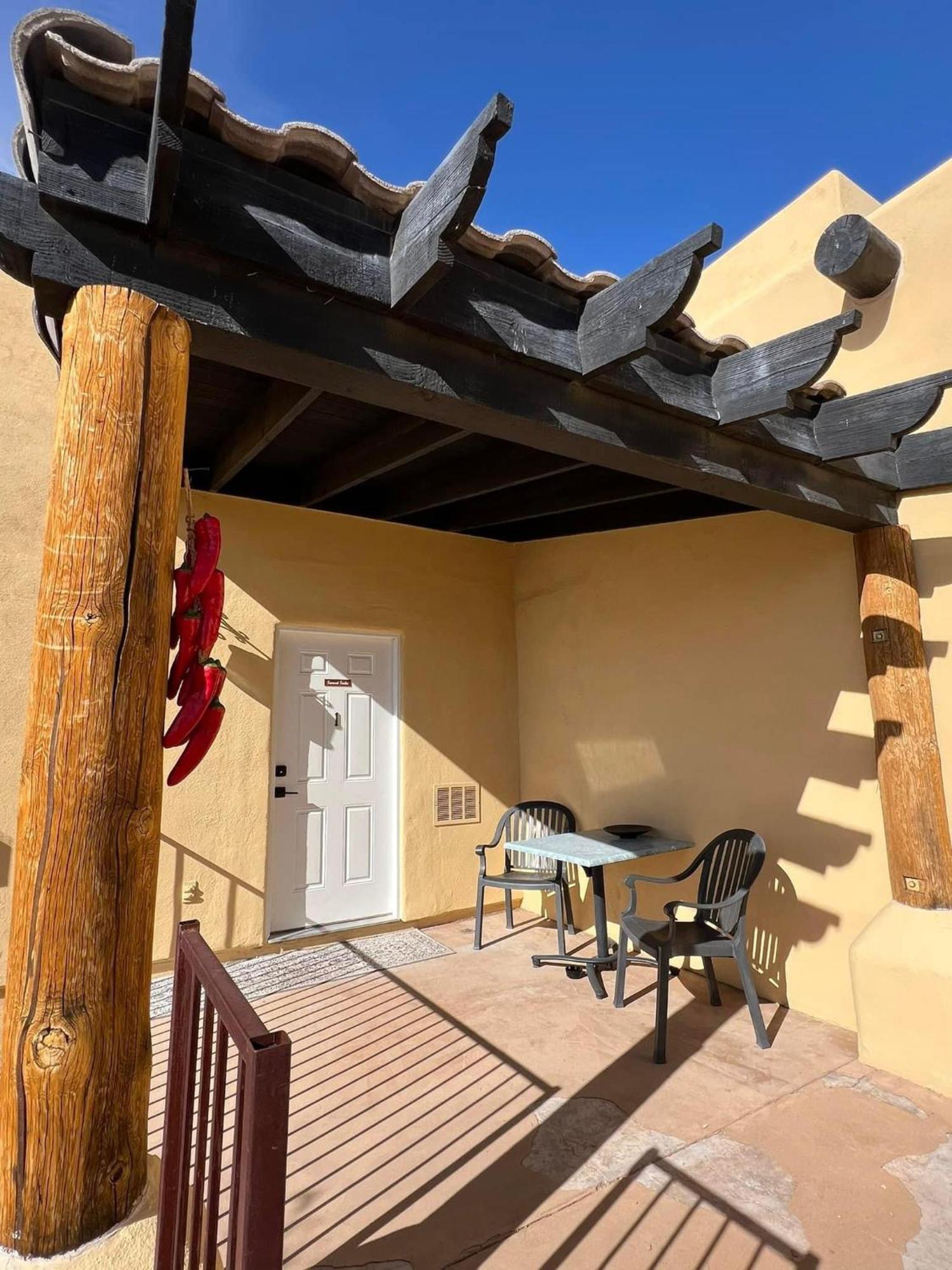 Sunset Suite - Cave Creek Guest Suites Экстерьер фото